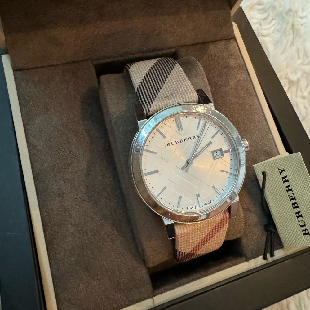 Burberry woman’s watch
